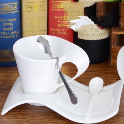 セラミック セット マグカップ コーヒーカップ クリエイティブ カップル朝食カップの商品画像