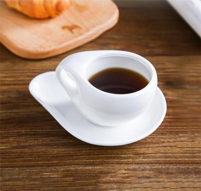 セラミック コーヒーカップ ファッション セット 家庭用 朝食用カップ＆スプーンの商品画像